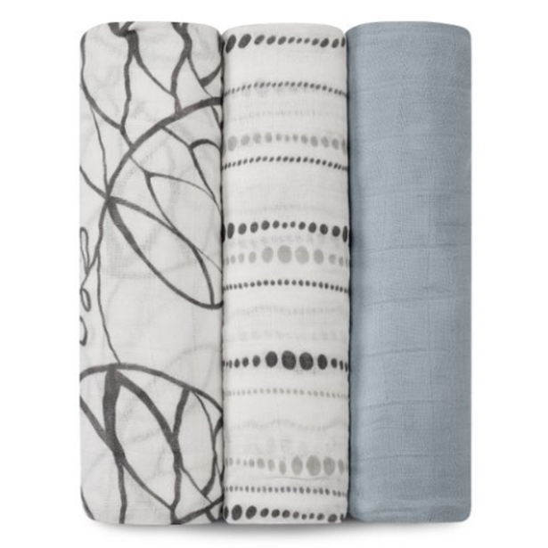 baby swaddle