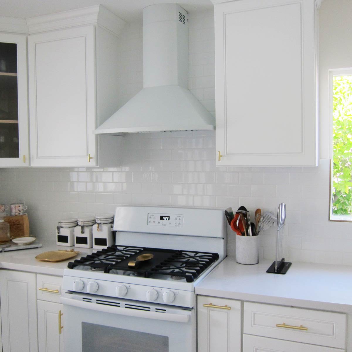 White and Gold Kitchen Remodel
